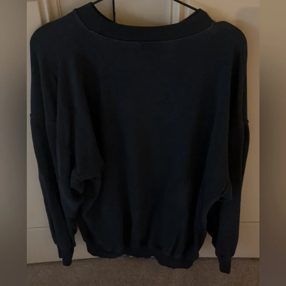 Frankfurt Hard rock crewneck, XL, fits like medium - Picture 2 of 3